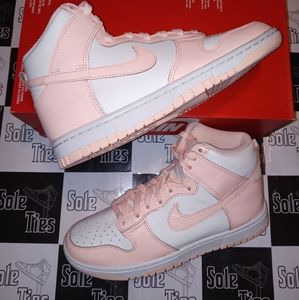 🚫SOLD🚫Nike Dunk High Crimson Tint